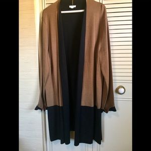 JJill Color-Block Black/Acorn Sweater Coat in XL